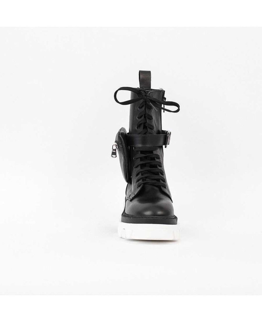 Osmose Lara Bottine A Lacet Ranger Noir Et Blanc, Osmose Shoes Paris. Wholesale