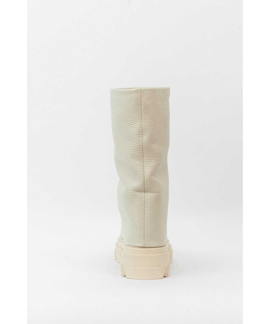 Osmose Boots A Fourreau Cuir Graine Beige Realisee En Italie, Signee Osmose. Online